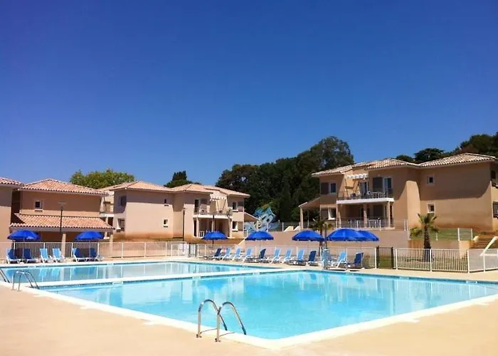 Studio Residence 3 Etoiles Odalys Les Oceanides Piscine Plage Argentiere Place De Parking Privee Boite A Cle